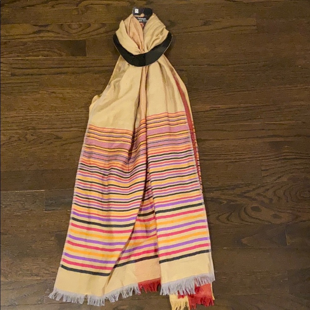 Women’s designer scarves by Nicole